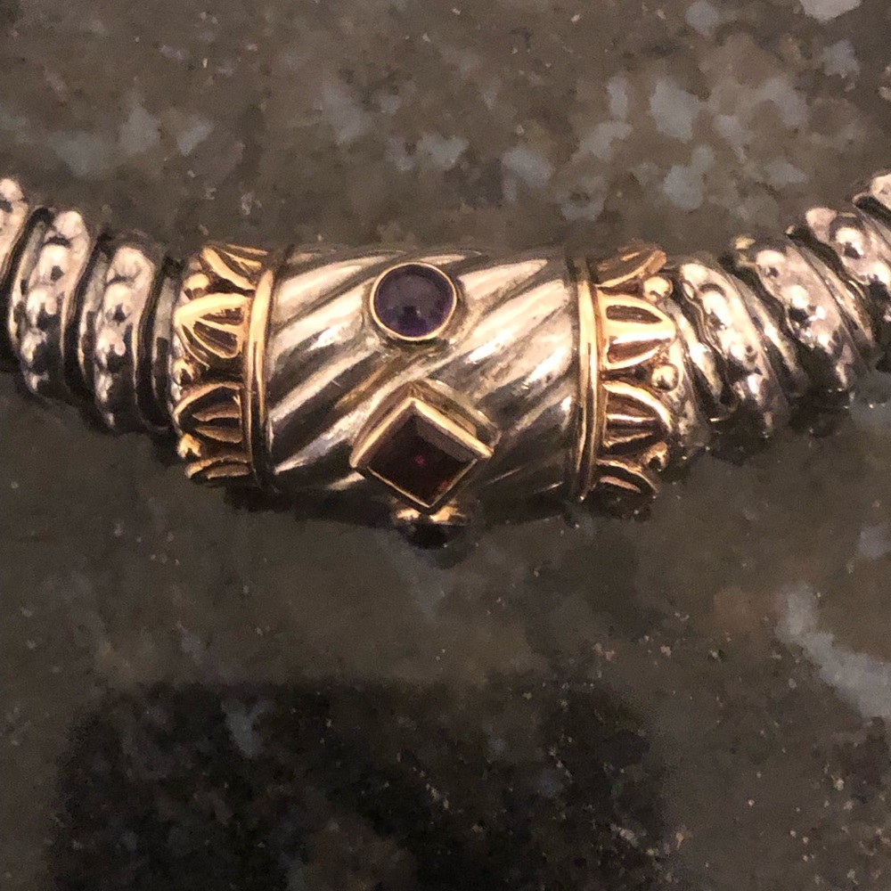 VAHAN pendant necklace